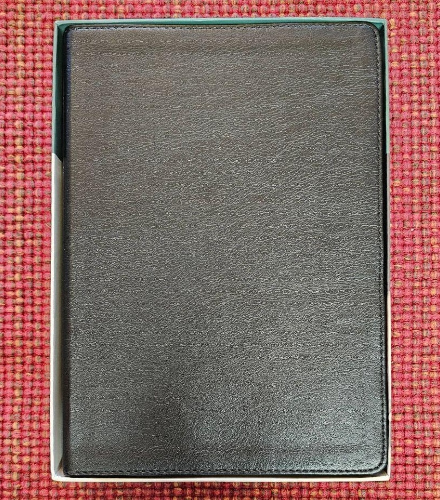 New! NLT Giant Print Bible Filament Enabled Black Imitation Leather Tyndale Red - Picture 3 of 4